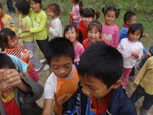 Very smart grade school students.